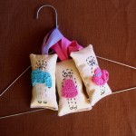 saccchetti-lavanda-ricamo-uncinetto