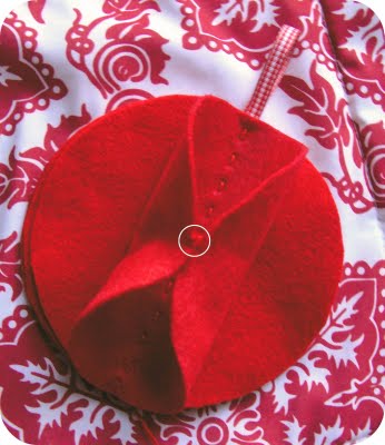 palline-di-natale-feltro-punti