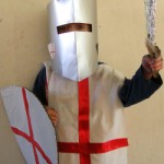 costume-carnevale-fai-da-te-cavaliere-crociato