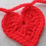 uncinetto-come-realizzare-cuore-rosso