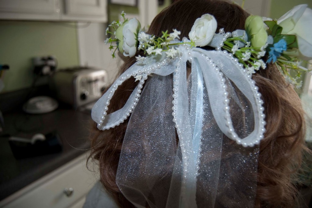 acconciature-prima-comunione-accessori-ghirlanda-fai-da-te