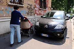 passeggini-milano-vita-dura