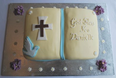 torte-prima-comunione-libro