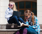 genitori-figli-adolescenti-tecnologie