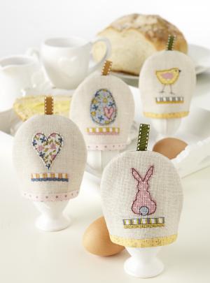 porta uovo in punto croce 