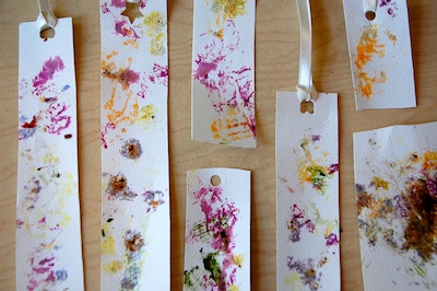 segnalibri con impronte fiori