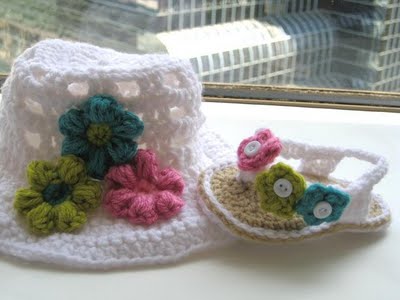 uncinetto-infradito-cappello