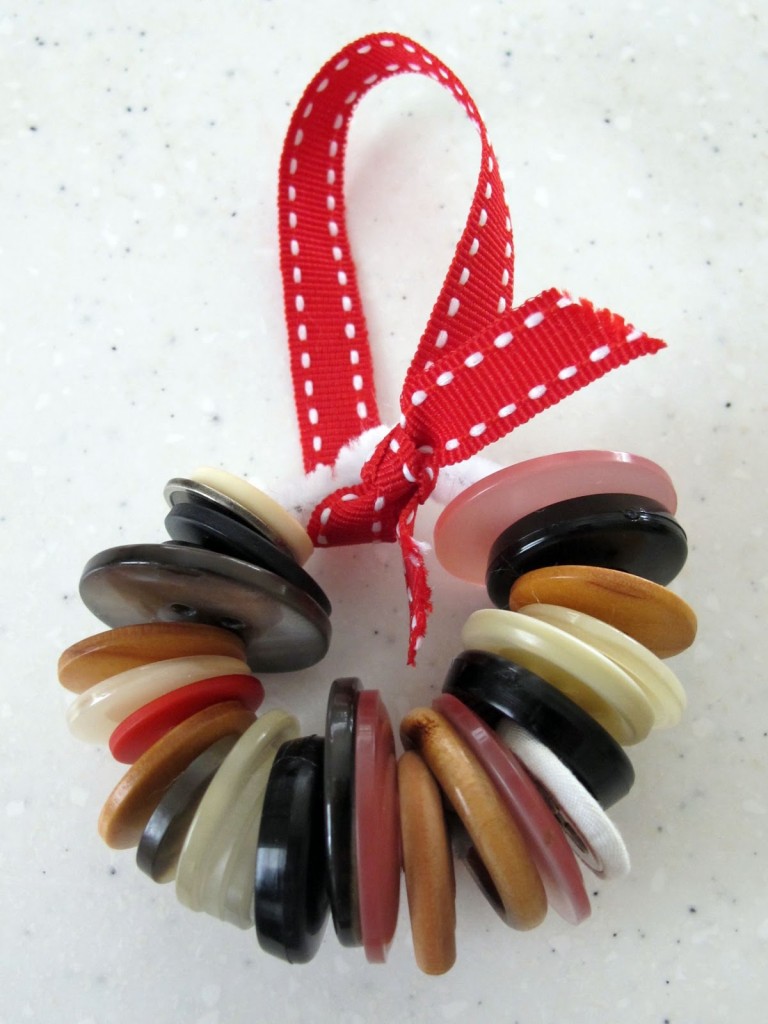 addobbi-riciclo-bottoni