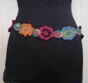 uncinetto-cintura-con-fiori
