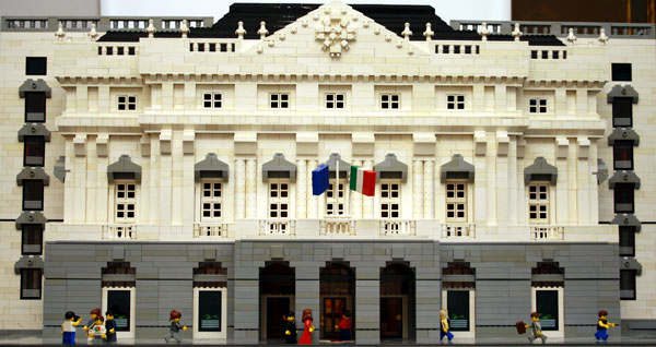 Teatro alla Scala in Lego®
