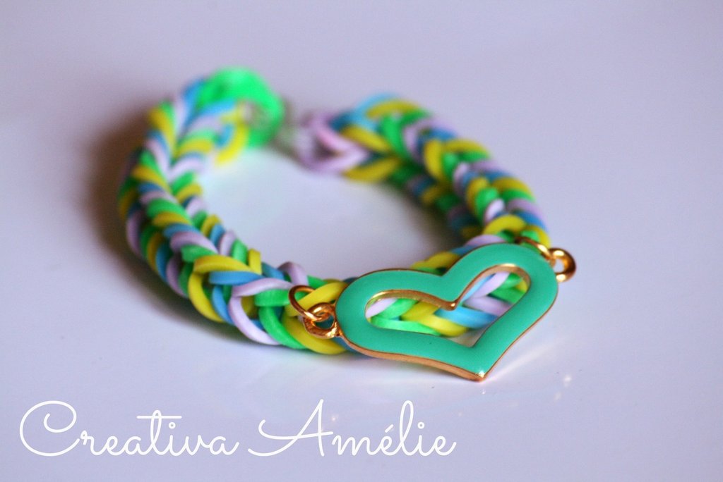 braccialetti con gli elastici