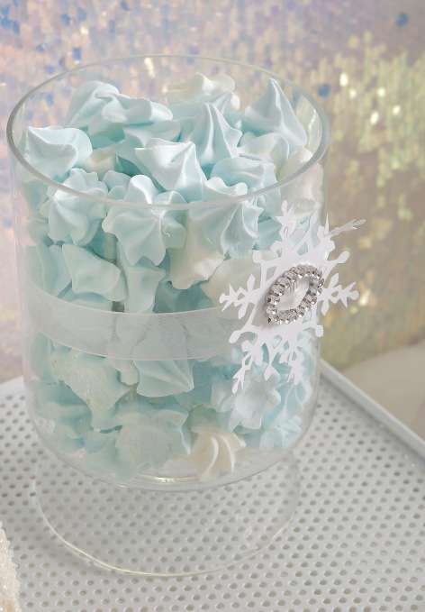 buffet per Festa a tema Frozen_meringhe