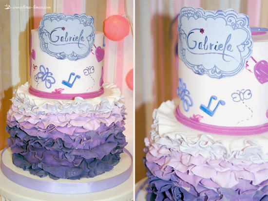 Torte di compleanno di Violetta_ruffle lilla e rosa
