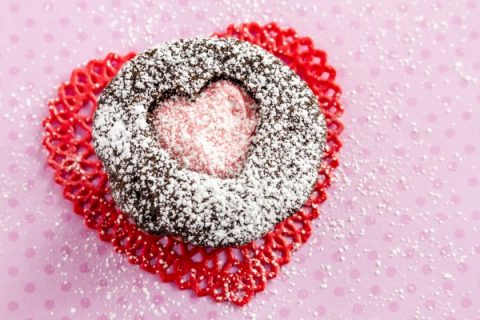 3 dessert per San Valentino facili e veloci _cupcake cioccolato e lamponi