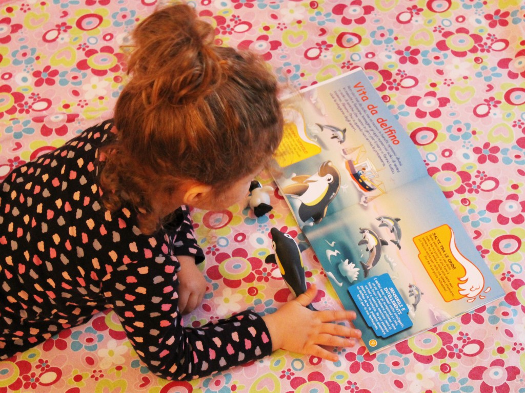 Gli animali di Mari e Poli_DeAgostini_libretto e animali 1 uscita