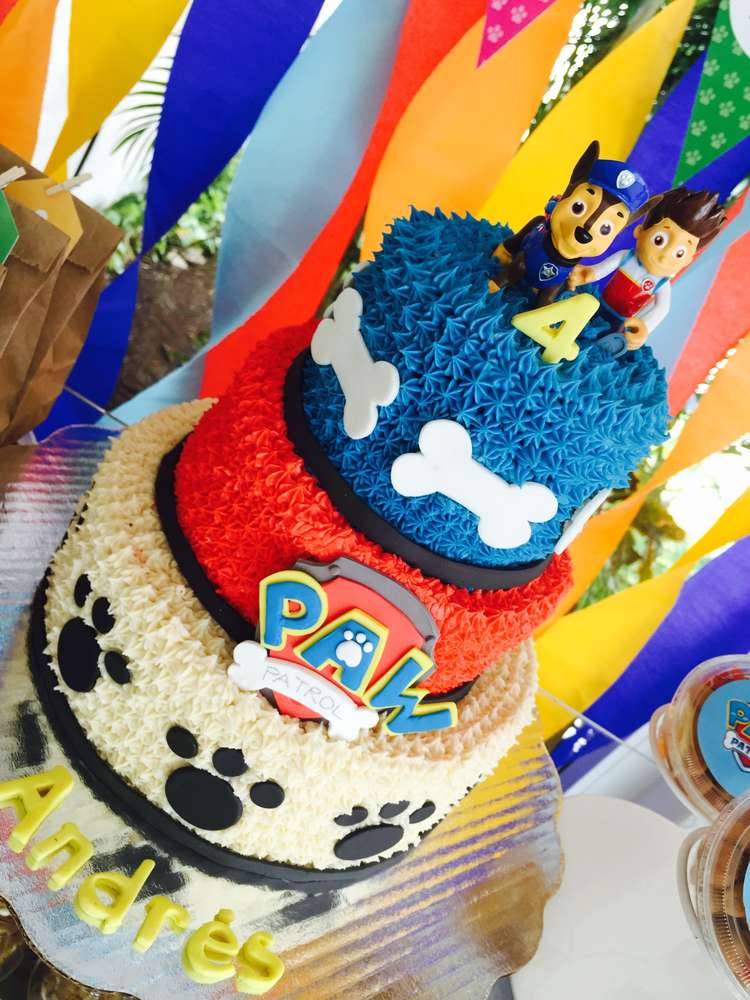 Torte di compleanno della Paw Patrol con crema al burro