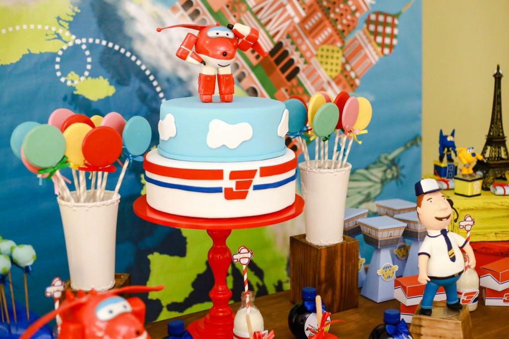 Festa di compleanno dei Super Wings_buffet+torta