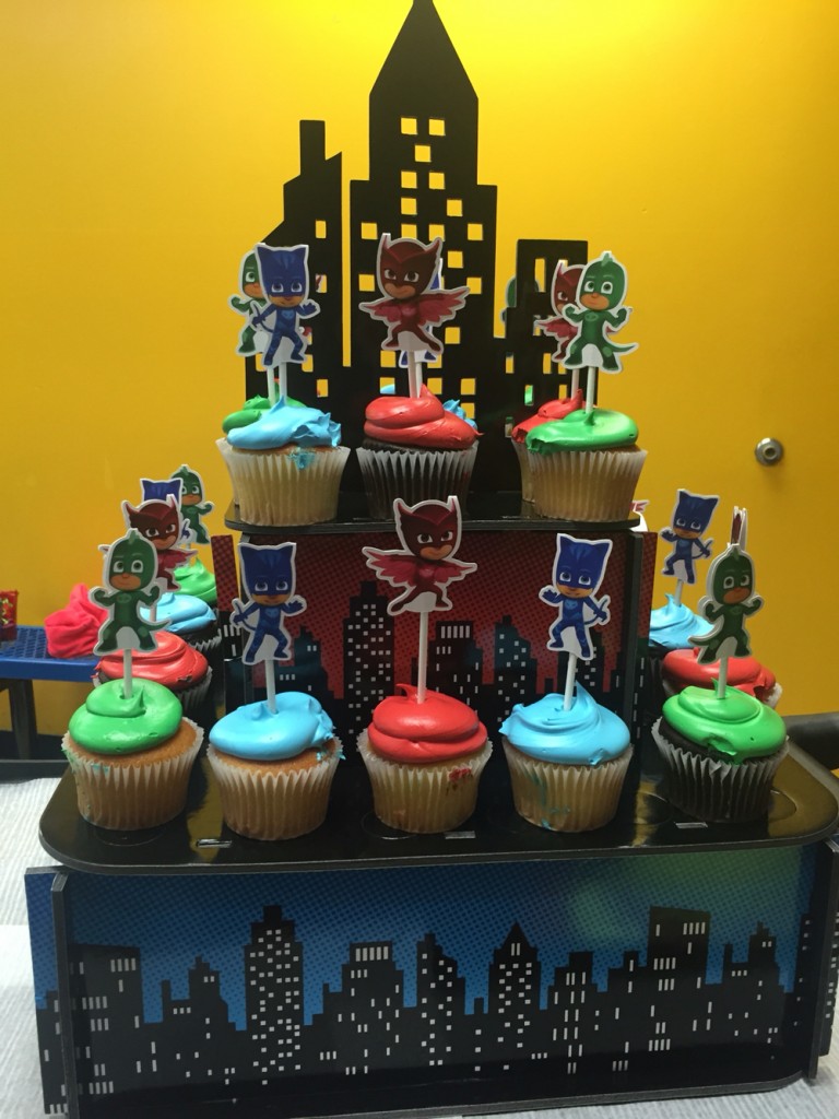 festa a tema PJ Masks_cupcakes