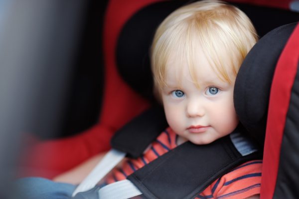 sicurezza dei bambini in auto_vai sul sicuro