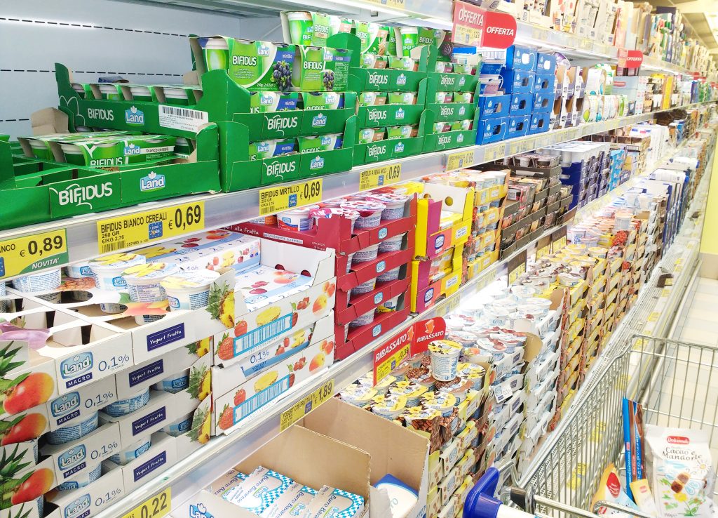 spesa-al-discount-si-o-no_reparto-latticini