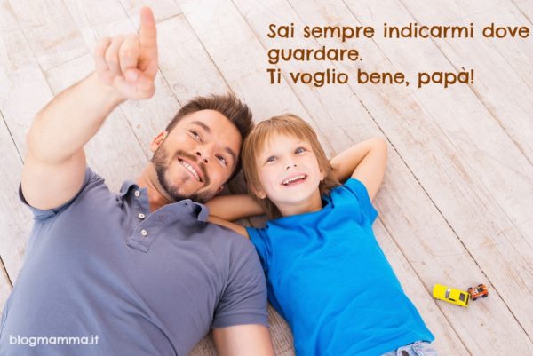 frasi per la festa del papà, padre e figlio che guardano in alto