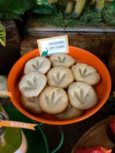Biscotti dinosuari per festa di compleanno a tema