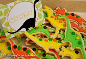biscotti decorati per festa a tema dinosauri fai da te