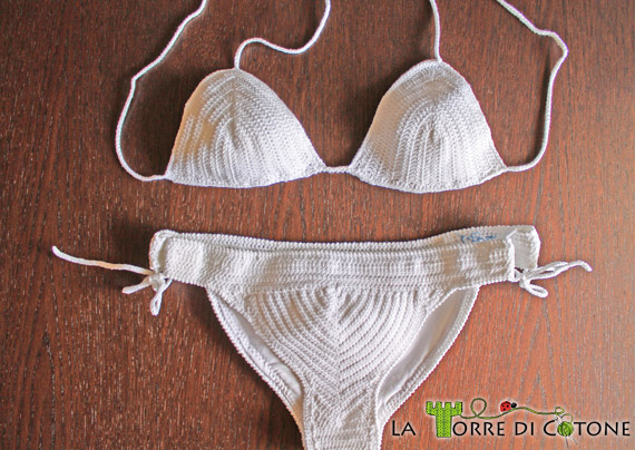 bikini all'uncinetto fai da te bianco 