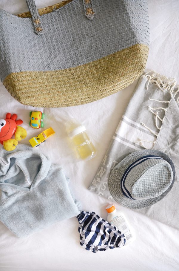 cosa portare in spiaggia per il bebè