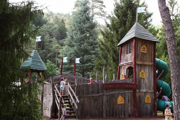 Terme di Comano castello nel parco