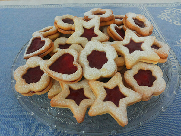 Biscotti Di Natale Per Regalare.5 Biscotti Di Natale Da Regalare Ricette Facili