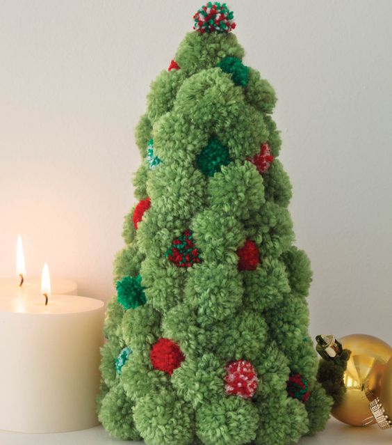 Jishi Ghirlanda Di Pompon In Feltro Bianco - 3 Pezzi Da 1,6 M Per Decorazioni Natalizie E Invernali