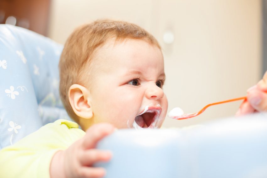 Quale yogurt scegliere per il neonato e a partire da che età