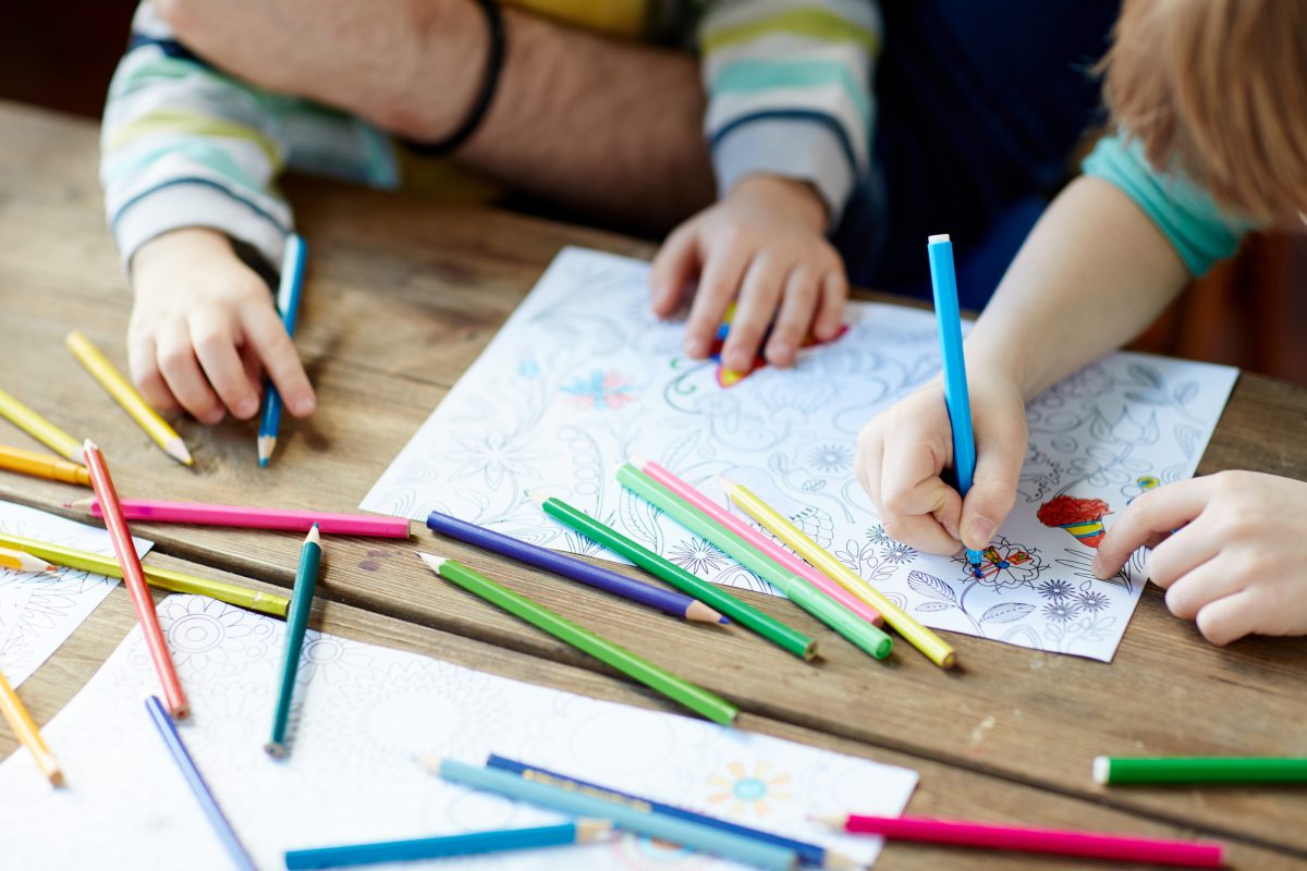 Biglietti di Pasqua per bambini da colorare