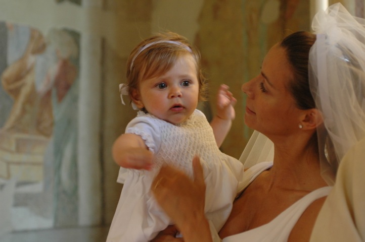 abiti da matrimonio per mamme con bambini piccoli