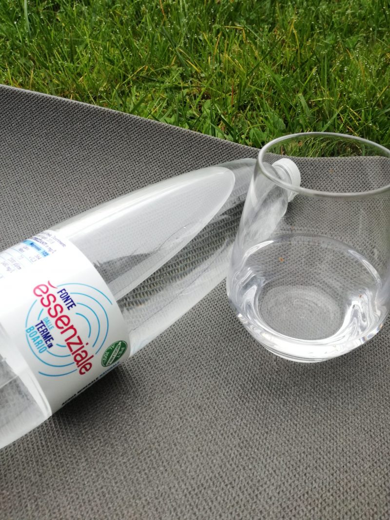 acqua fonte essenziale